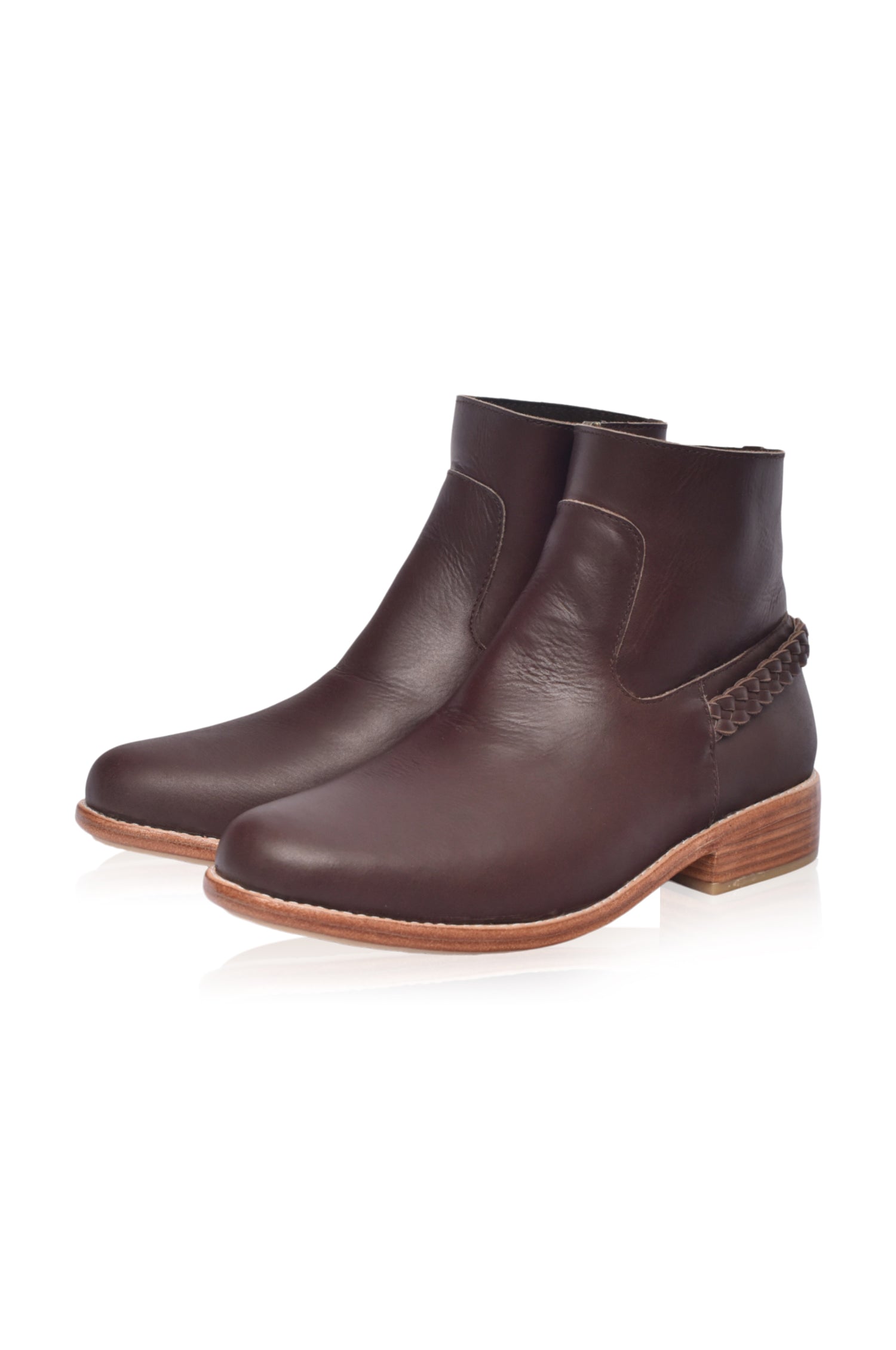 Alexa Chelsea Ankle Leather Boots