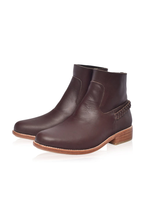 Alexa Chelsea Ankle Leather Boots