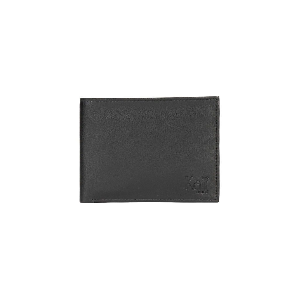 K11403AB | Men's wallet in genuine full-grain leather, with light grain. Black color. Pocket p/coins. Size when closed: cm 12.5 x 9.3 x 1. Packaging: hard bottom/cover Gift Box