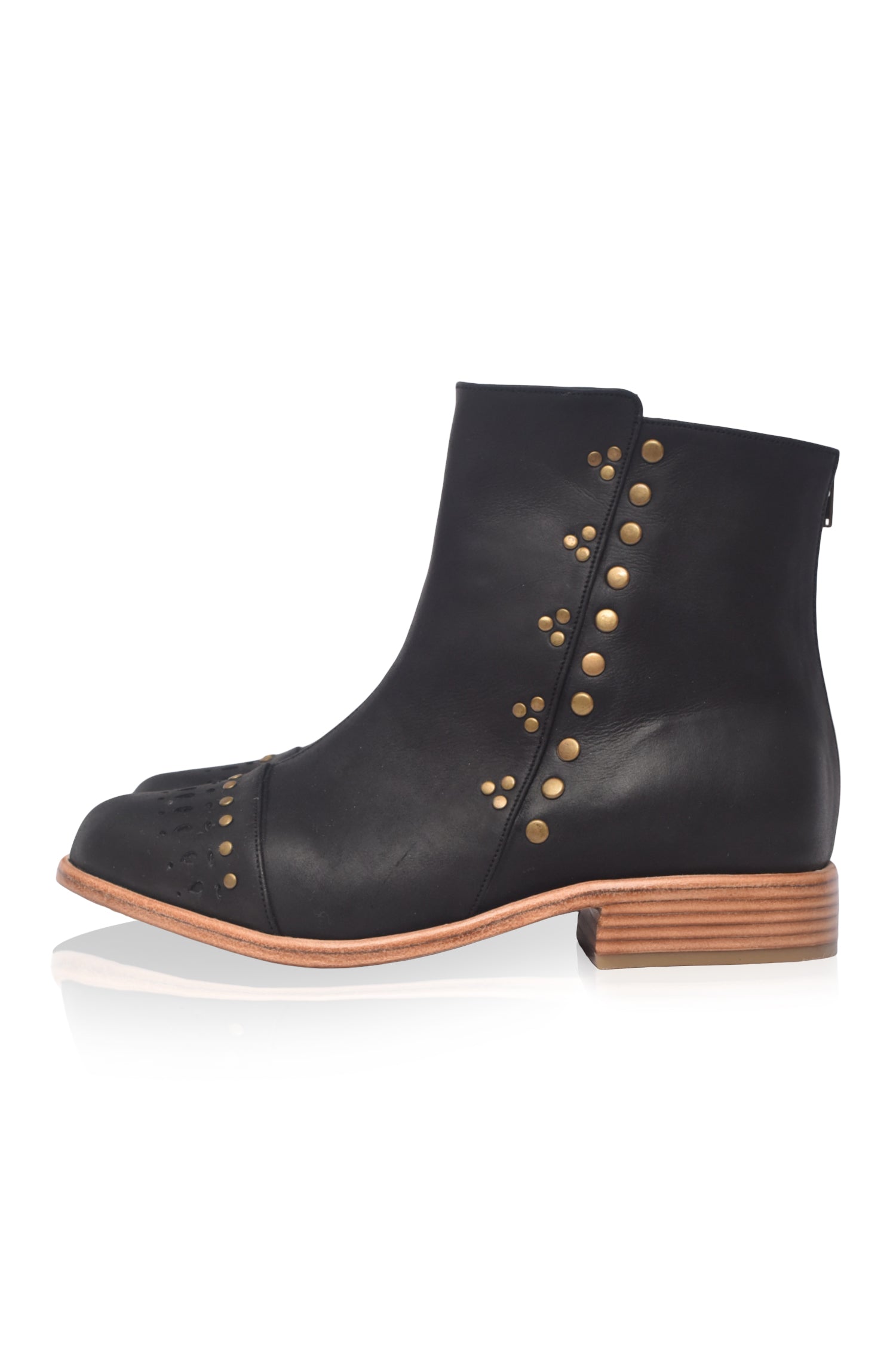Lunaire Chelsea Leather Boots