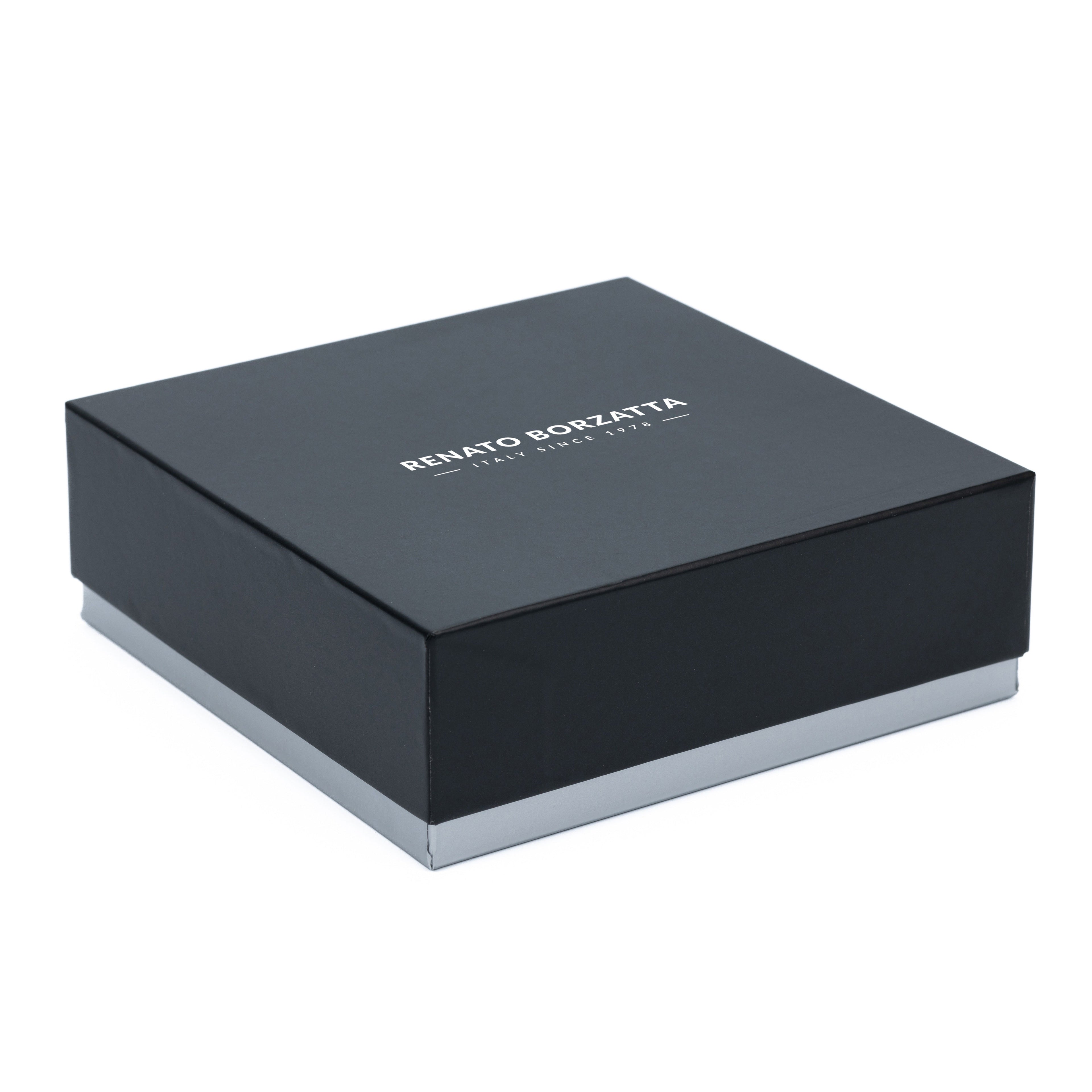 RB4023A | Women's Belt Made in Italy in Genuine Dollar Grain Leather. Polished Gold-Finish Buckle. Color: Black. Dimensions: 115 x 3.0 x 0.5 cm (waistline 100 cm)