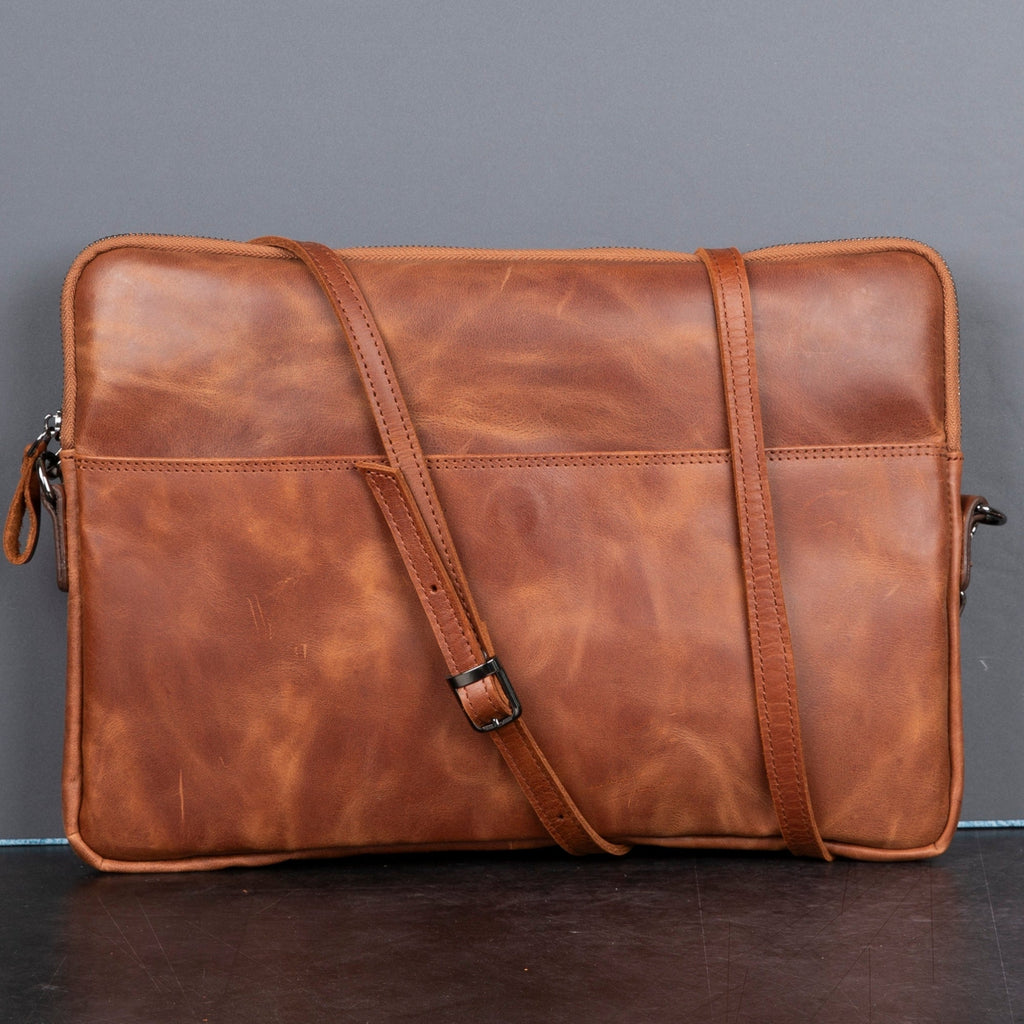 Seward Leather Laptop Bag with Shoulder Strap - MacBook Sleeve 14" & 16" - NaimLeather