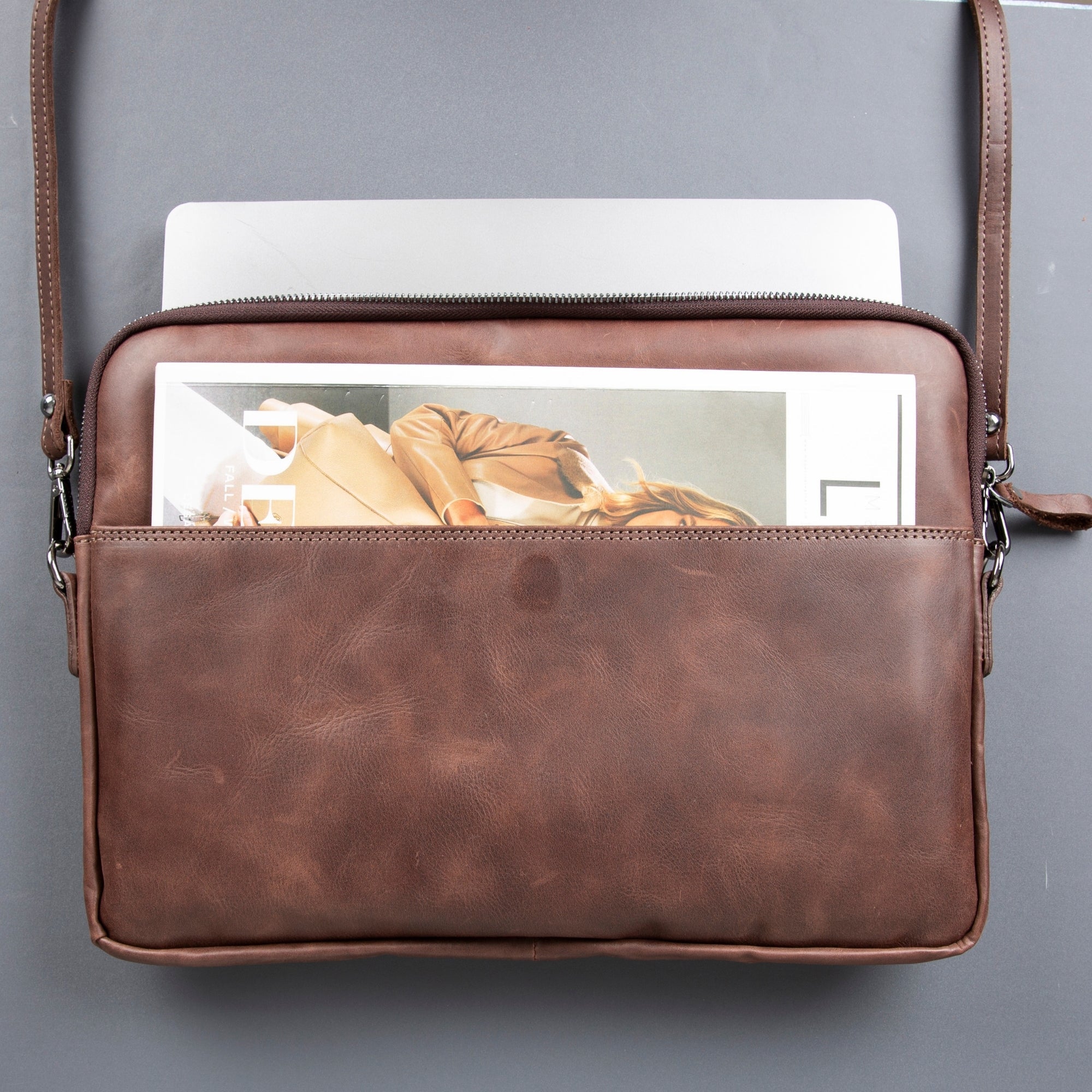 Seward Leather Laptop Bag with Shoulder Strap - MacBook Sleeve 14" & 16" - NaimLeather